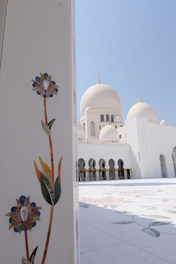 The Sheikh Zayed Grand Mosque