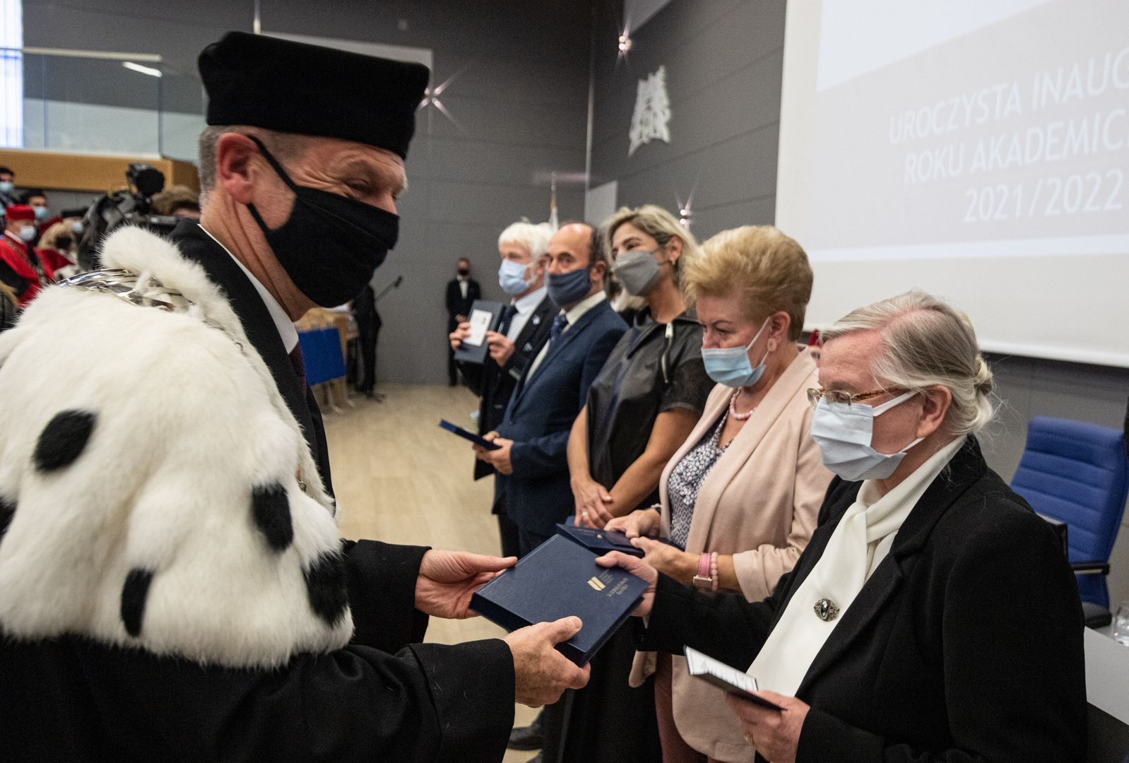 Wręczenie „Medali za szczególne zasługi dla Uczelni”
