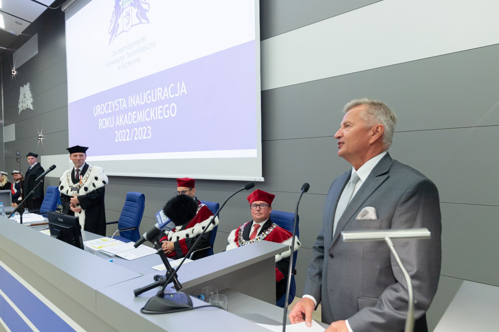 Wystąpienie zaproszonych gości