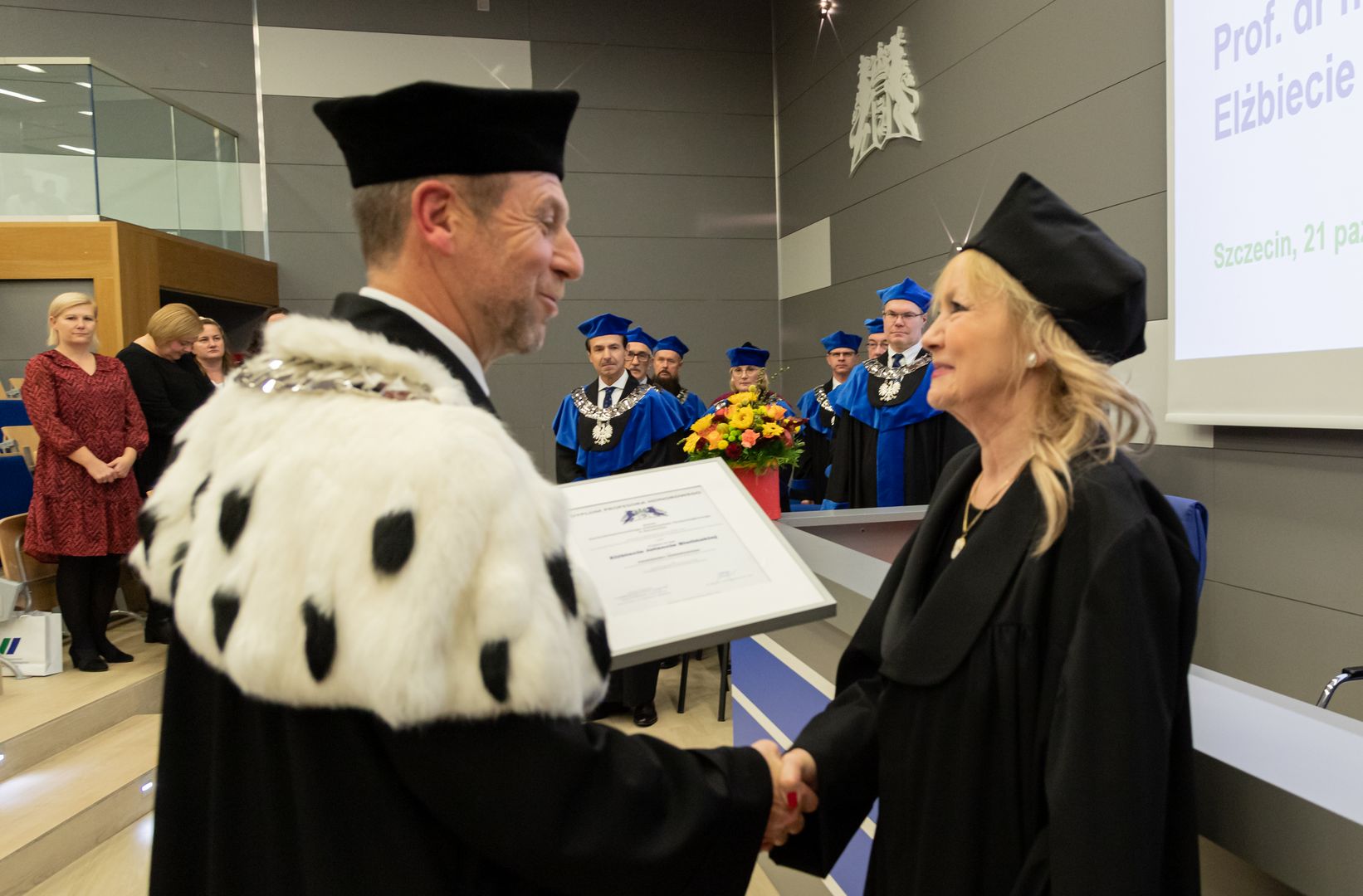 Uroczystość nadania tytułu Profesora Honorowego ZUT prof. Elżbiecie Jolancie Bielińskiej