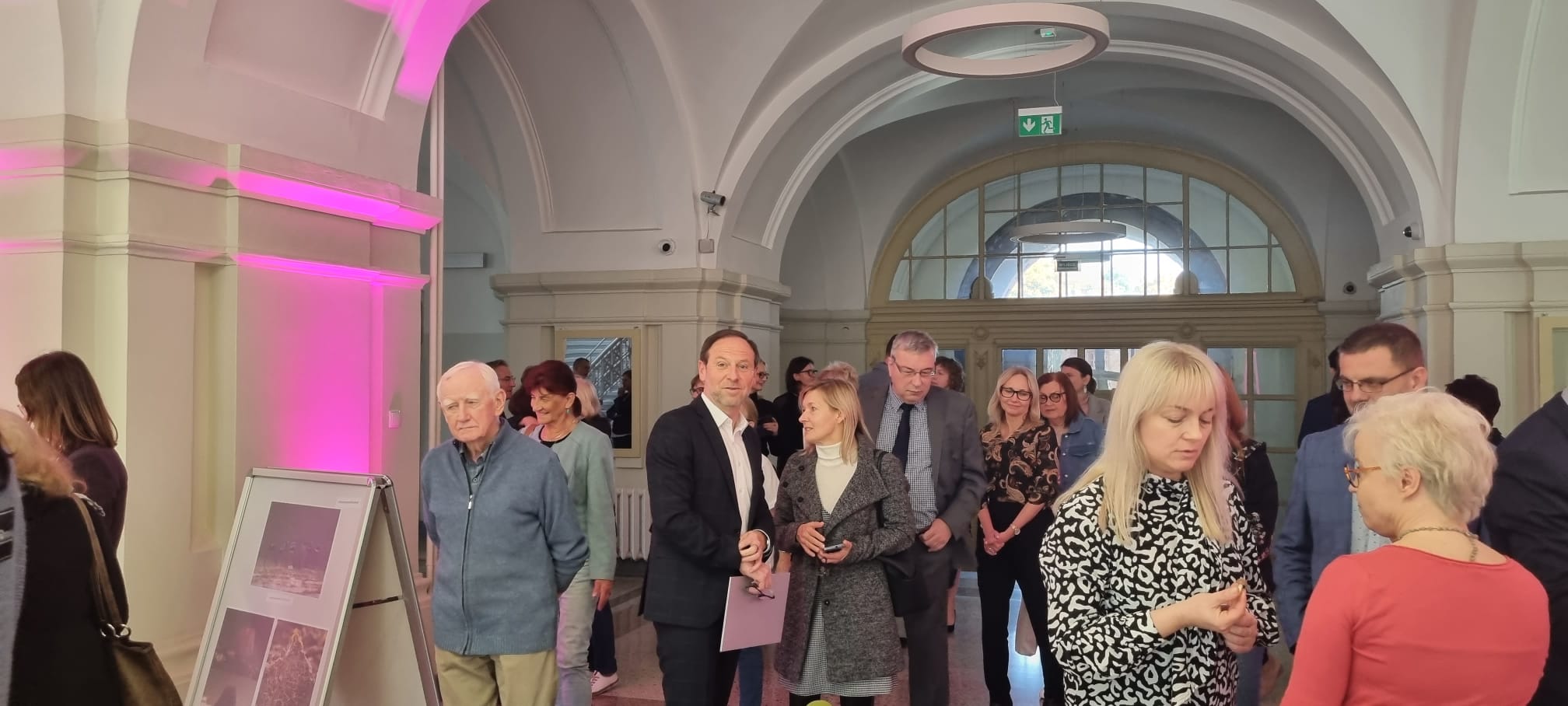 Otwarcie wystawy prof. Joanny Podlasińskiej
