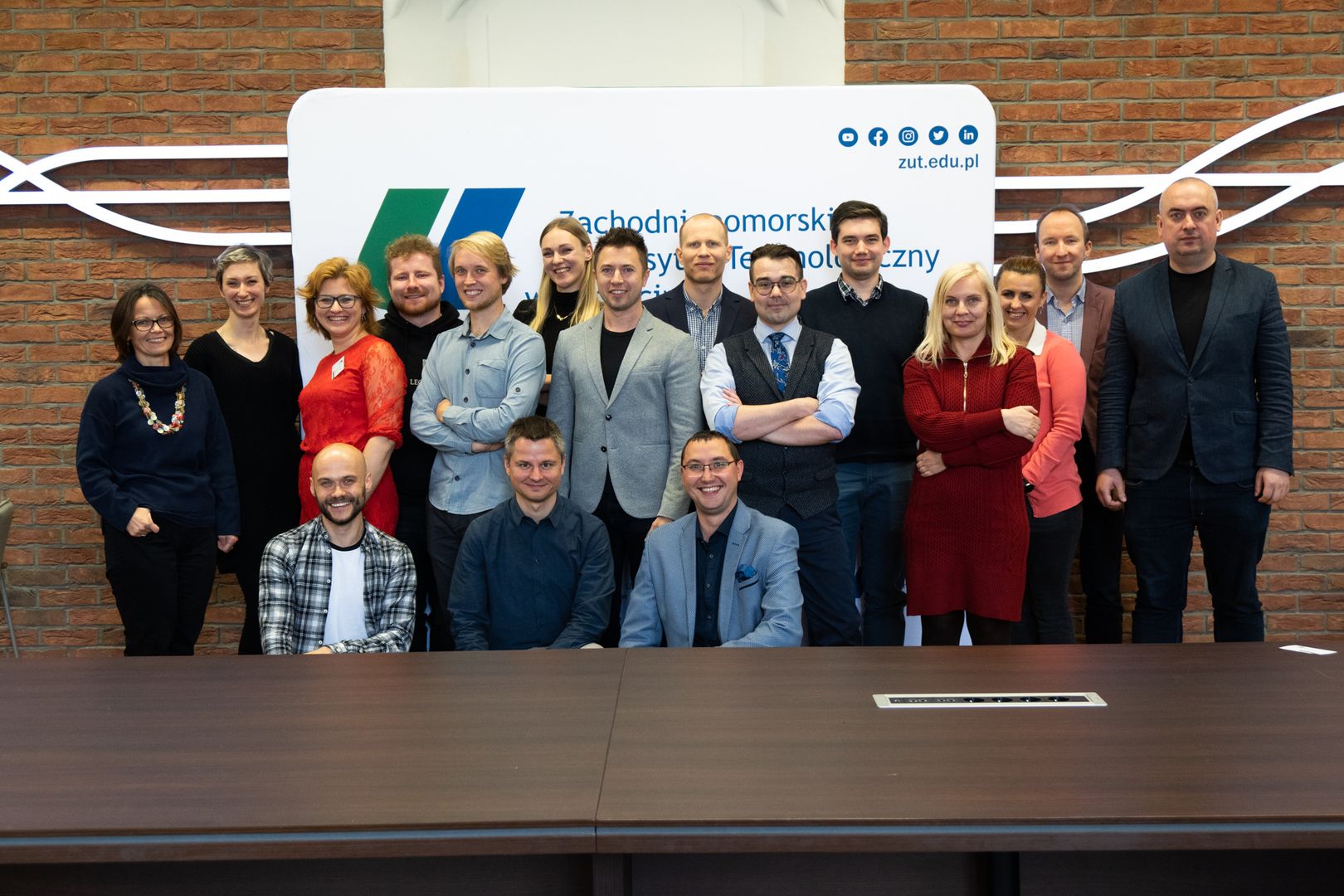 Na zdjęciu uczestniczy szybkich randek z nauką